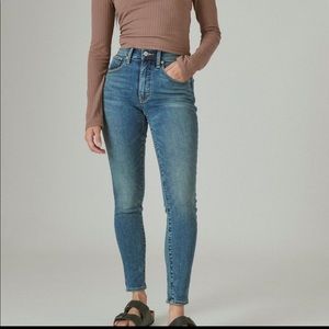 Lucky Brand Jeans - High Rise Bridgette